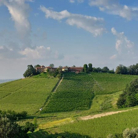 Tenuta Montanello B&B Castiglione Falletto Exterior photo