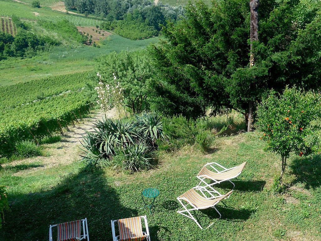 Tenuta Montanello B&B Castiglione Falletto Exterior photo