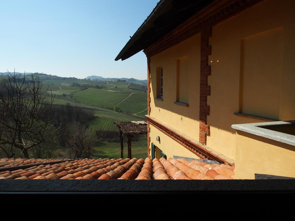 Tenuta Montanello B&B Castiglione Falletto Exterior photo