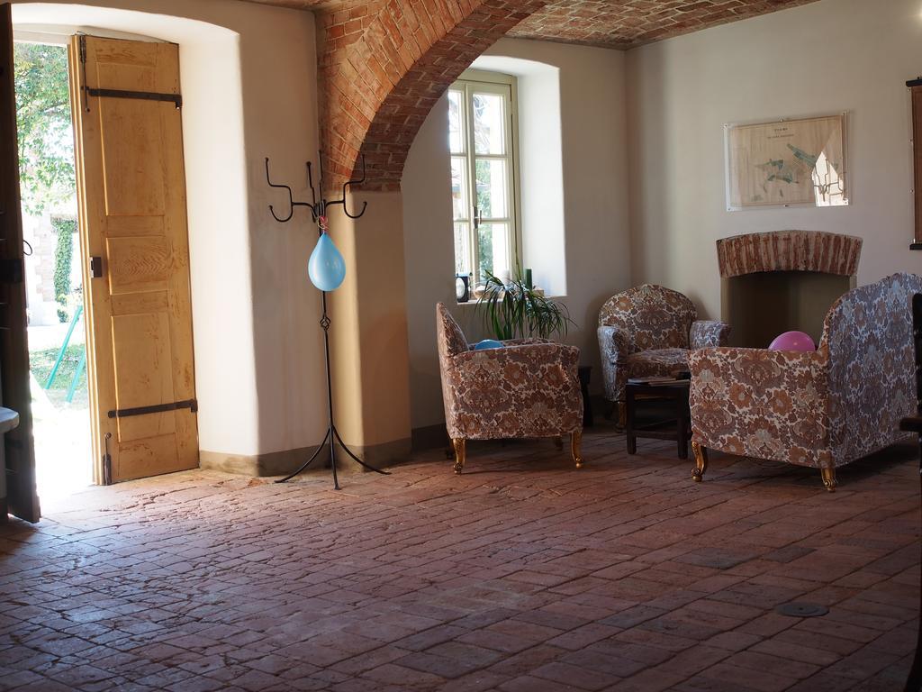Tenuta Montanello B&B Castiglione Falletto Exterior photo