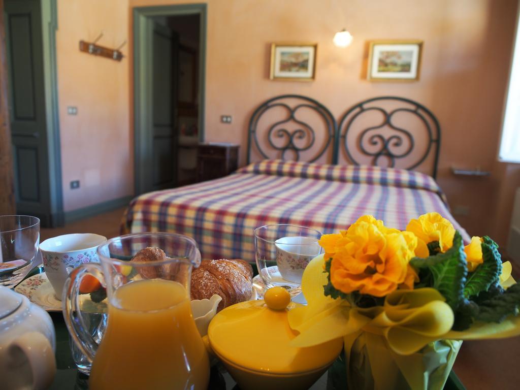 Tenuta Montanello B&B Castiglione Falletto Exterior photo